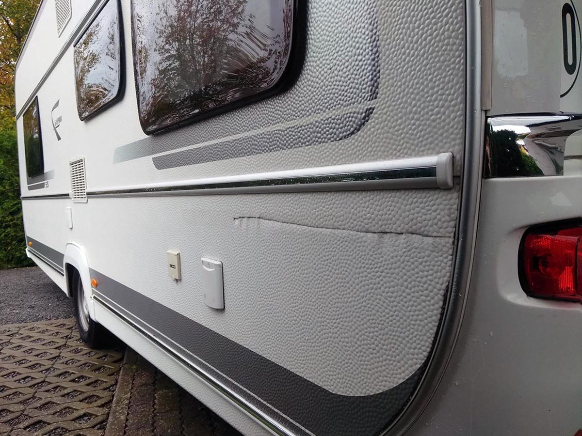 Außenhautreparatur vorher